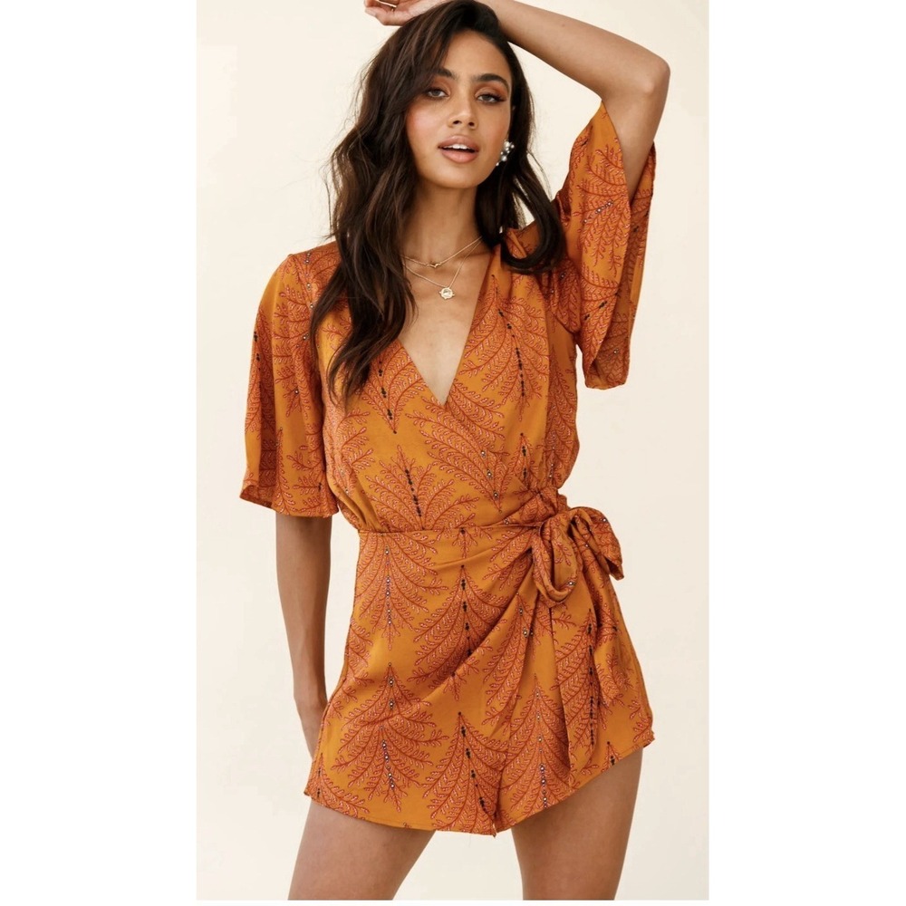 Saints + Secrets Wrap Around Shorts Romper Open Back LG Midnight Noise Rust NWT